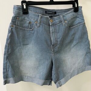 🍃 Transition into spring with Calvin Klein Women's Blue Pinstripe Jean Shorts